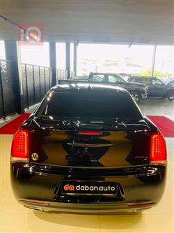 کرایسلەر 300